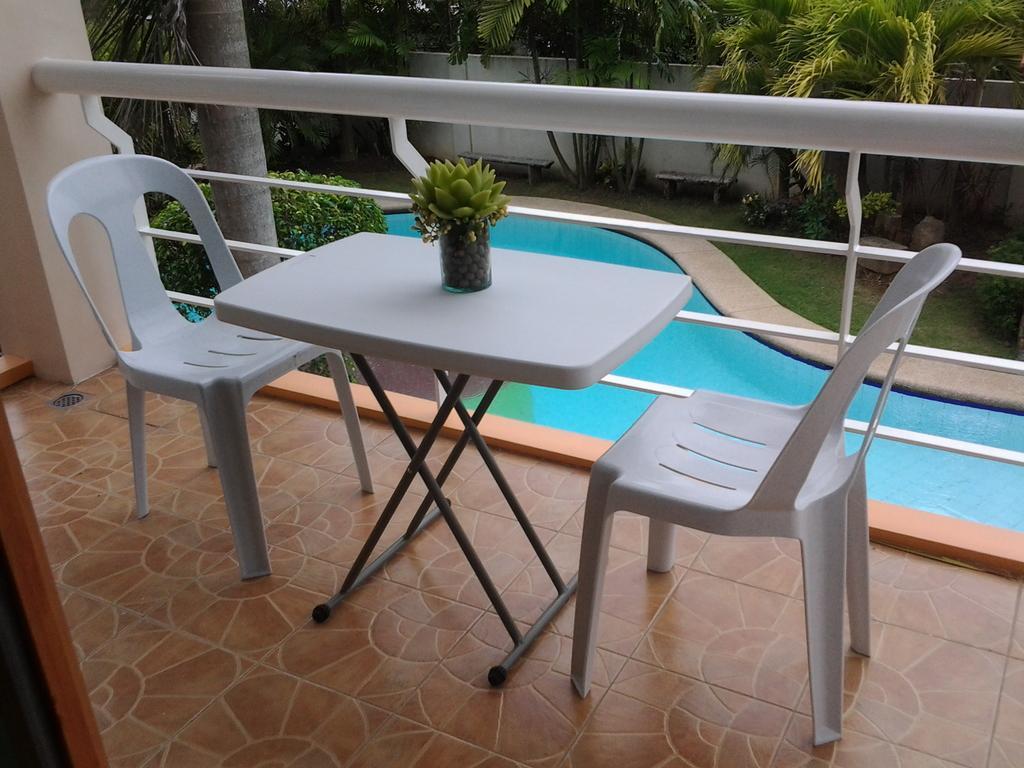 Sir Nico Pensión y Resort Pulilan Habitación foto