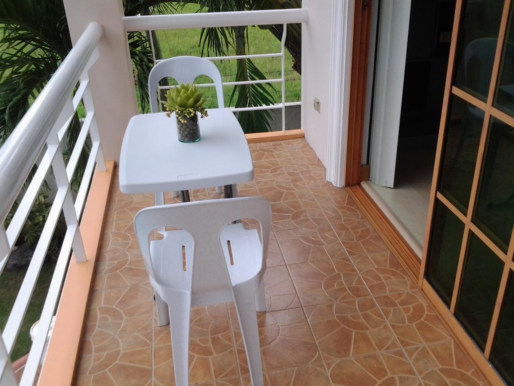 Sir Nico Pensión y Resort Pulilan Habitación foto